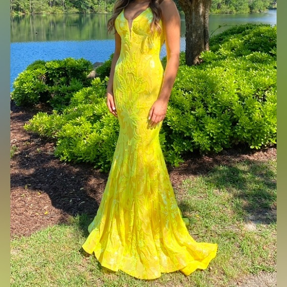 Jovani | Dresses | Yellow Jovani Prompageant Gown | Poshmark